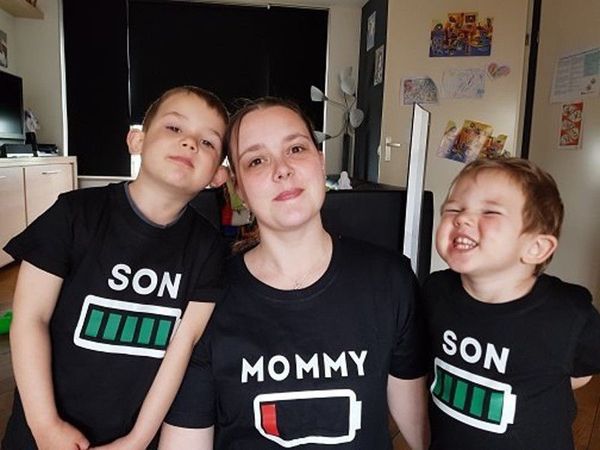 2019 brand new mommy son baby kids boys matching set battery t-shirt outfits family casual summer short sleeve shirt, Blue
2019 brand new mommy son baby kids boys matching set battery t-shirt outfits family casual summer short sleeve shirt, Blue