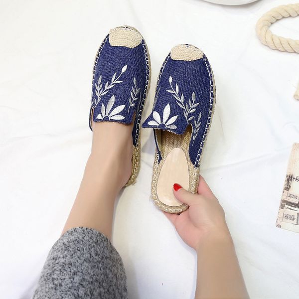 solid summer women breathable casual flats shoes female espadrilles loafers fashion lady canvas slippers embroider shoes mb-42, Black
solid summer women breathable casual flats shoes female espadrilles loafers fashion lady canvas slippers embroider shoes mb-42, Black