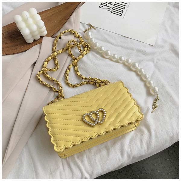 luxury designer fashion women handbags chains handle with pearl female shoulder crossbody bags girls pu leather messenger purses
luxury designer fashion women handbags chains handle with pearl female shoulder crossbody bags girls pu leather messenger purses