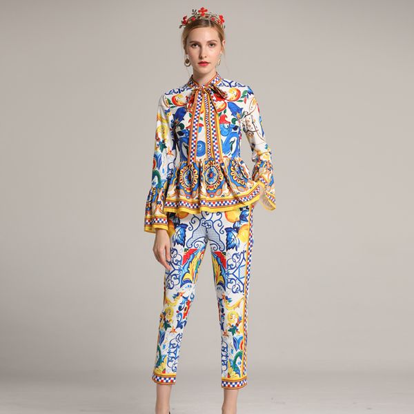 2018 new fashion women's set european runway designer long flare sleeve print ruffles blouse + pencil pants suits, White
2018 new fashion women's set european runway designer long flare sleeve print ruffles blouse + pencil pants suits, White
