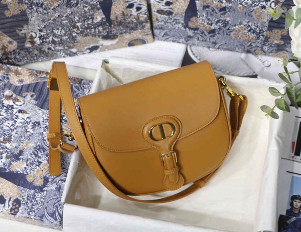 new women's one-shoulder bag 7a high-end custom quality diagonal cross bag fashion style gold metal accessories with detachable long sh
new women's one-shoulder bag 7a high-end custom quality diagonal cross bag fashion style gold metal accessories with detachable long sh