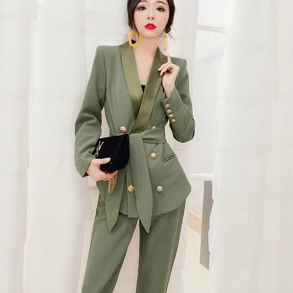 pantsuit women two-piece women's korean version of the new winter work temperament suit women's business set, White;black
pantsuit women two-piece women's korean version of the new winter work temperament suit women's business set, White;black