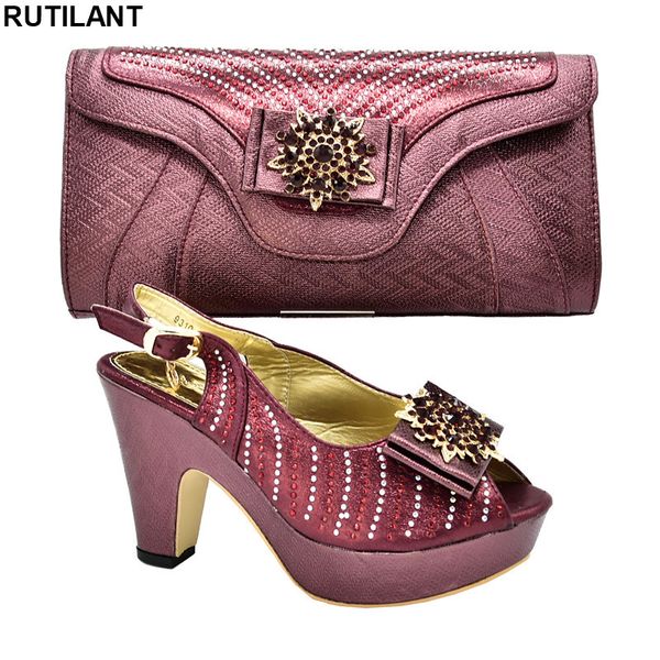 new arrival italian shoes with matching bags for women sales in women matching shoes and bag set buckle strap metal decoration, Black
new arrival italian shoes with matching bags for women sales in women matching shoes and bag set buckle strap metal decoration, Black