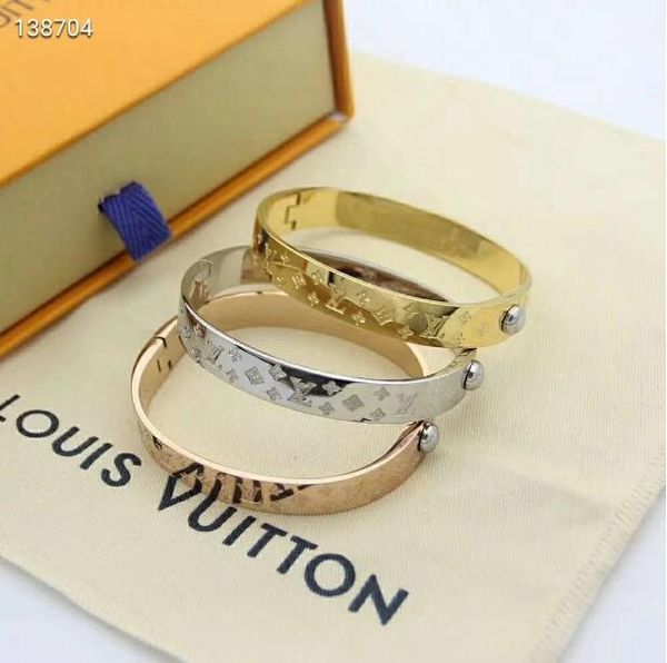 2019 jewelry desginer bracelets women bangles classic letters charm bracelets bangle letter buckle bracelet v style bracelets, Golden;silver
2019 jewelry desginer bracelets women bangles classic letters charm bracelets bangle letter buckle bracelet v style bracelets, Golden;silver