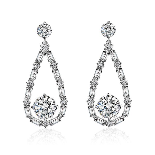 2019 fashion trend exquisite drop-shaped silver color pendant earrings for women to create temperament copper zircon jewelry, Golden;silver
2019 fashion trend exquisite drop-shaped silver color pendant earrings for women to create temperament copper zircon jewelry, Golden;silver