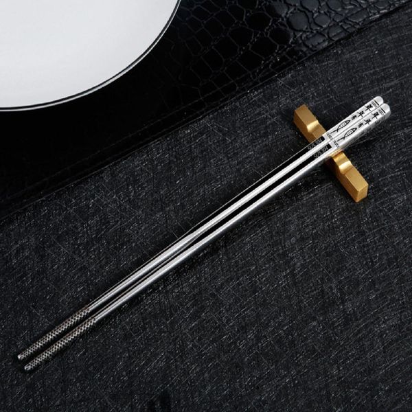 luxury stainless steel chopstick set metal chinese silver child chopsticks for kids sushi food sticks tableware
luxury stainless steel chopstick set metal chinese silver child chopsticks for kids sushi food sticks tableware