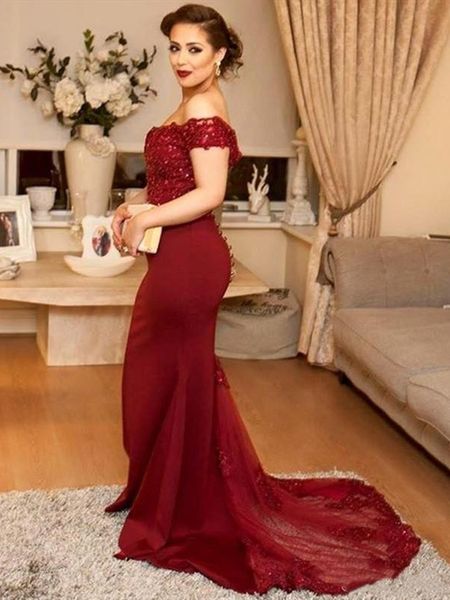 sparkly sequined burgundy lace мать невесты платье с плеча long mermaid wedding party guest халаты вечерние платья выпускного вечера, Black;red
sparkly sequined burgundy lace мать невесты платье с плеча long mermaid wedding party guest халаты вечерние платья выпускного вечера, Black;red