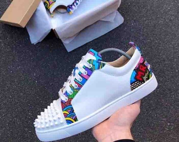 super quality white genuine leather sneakers red bottom couple flats shoes orlato skate spiked men's flat luxury designer flat casual t, Black
super quality white genuine leather sneakers red bottom couple flats shoes orlato skate spiked men's flat luxury designer flat casual t, Black