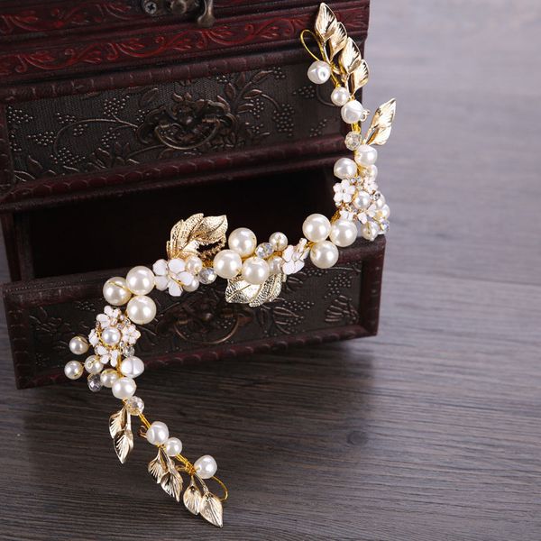 women girl gold color flower leaf garland crystal simulated pearl headband headpieces brdie noiva wedding party hair accessories, Golden;white
women girl gold color flower leaf garland crystal simulated pearl headband headpieces brdie noiva wedding party hair accessories, Golden;white