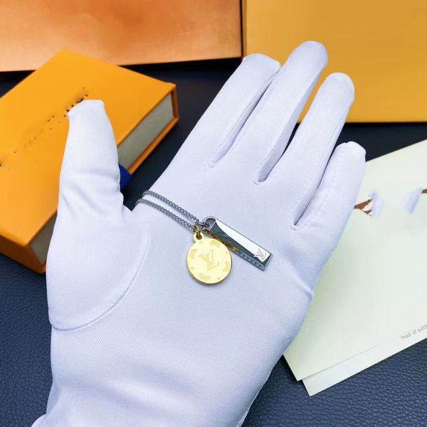 новые ювелирные изделия из нержавеющей браслет ожерелья браслеты pulseiras сплава ожерелья для женщин и мужчин для подарка с коробкой rt7a, Silver
новые ювелирные изделия из нержавеющей браслет ожерелья браслеты pulseiras сплава ожерелья для женщин и мужчин для подарка с коробкой rt7a, Silver