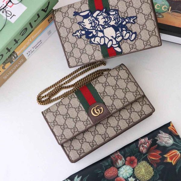 factory wholesale 2019 new handbag cross pattern synthetic leather shell chain bag shoulder messenger bag fashionista 20*12.5*4cm00001
factory wholesale 2019 new handbag cross pattern synthetic leather shell chain bag shoulder messenger bag fashionista 20*12.5*4cm00001