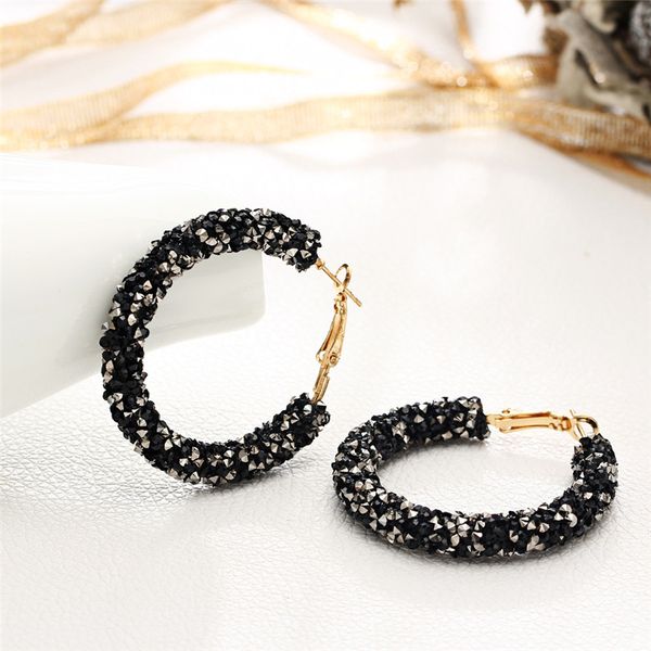 lubov fashion round shiny rhinestone gold hoop earrings for women girl simple geometric austrian crystal big earring jewelry, Golden;silver
lubov fashion round shiny rhinestone gold hoop earrings for women girl simple geometric austrian crystal big earring jewelry, Golden;silver