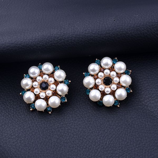2019 new fashion women's ear clip ladies large round pearl wedding party retro gift geometry pendant ear clip jewelry cuffs, Silver
2019 new fashion women's ear clip ladies large round pearl wedding party retro gift geometry pendant ear clip jewelry cuffs, Silver