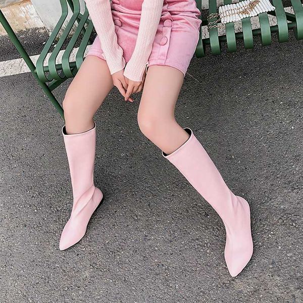 new leather boots in autumn and winter, pointed flat bottomed fashion women's boots, purple large boots, Black
new leather boots in autumn and winter, pointed flat bottomed fashion women's boots, purple large boots, Black