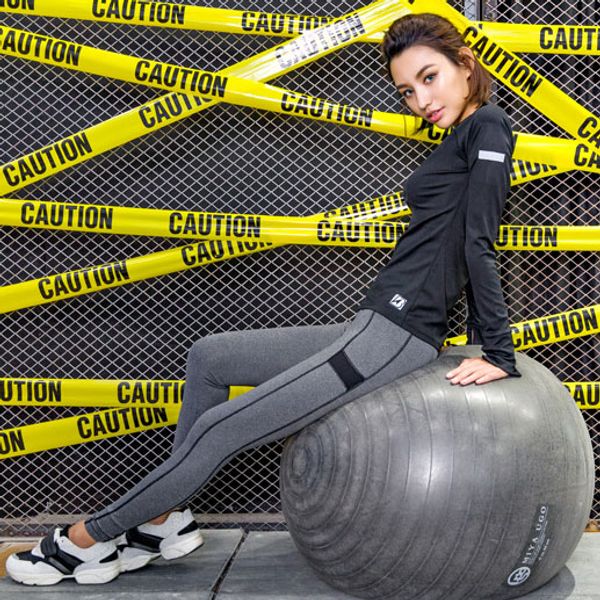women clothes set sweatshirts clothing sets long sleeve lady tracksuit casual suits t-shirt+pants female sportwear movement item, White
women clothes set sweatshirts clothing sets long sleeve lady tracksuit casual suits t-shirt+pants female sportwear movement item, White