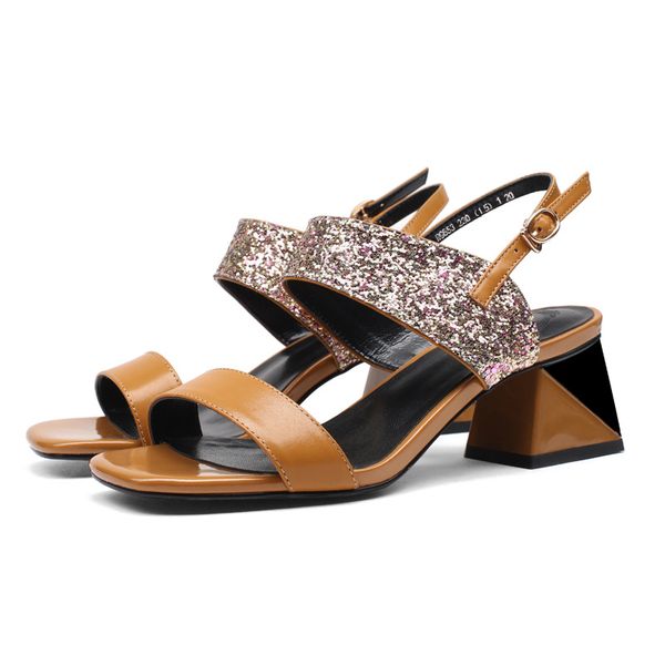 2019 summer european style women shoe female sandals designer has label female slippers sequined black girl bohemian formal shoe
2019 summer european style women shoe female sandals designer has label female slippers sequined black girl bohemian formal shoe