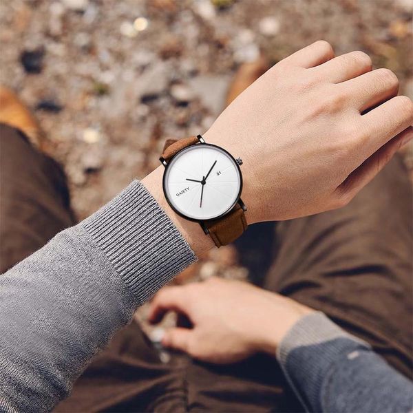 fashion simple casual calendar business leather with strap men's quartz watch round white dial gift montre homme 2019, Slivery;brown
fashion simple casual calendar business leather with strap men's quartz watch round white dial gift montre homme 2019, Slivery;brown