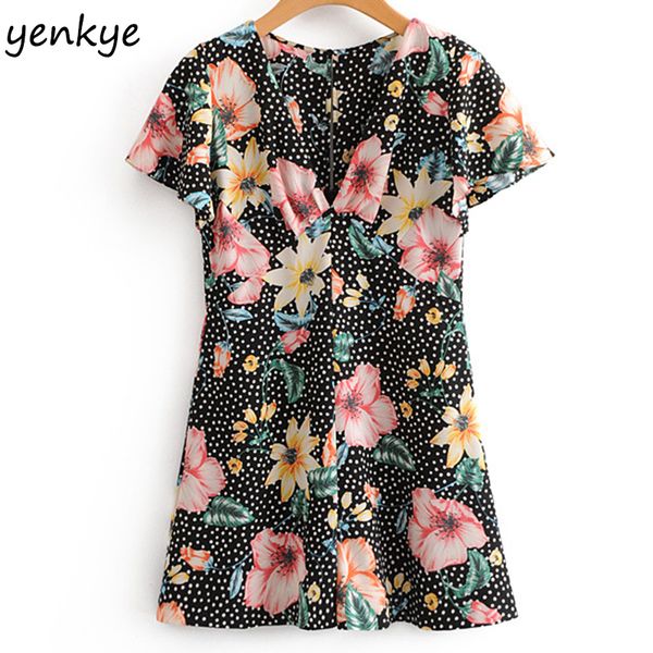 2018 women floral printed casual summer jumpsuit female v neck short sleeve rompers womens jumpsuit short xngc9283, Black;white
2018 women floral printed casual summer jumpsuit female v neck short sleeve rompers womens jumpsuit short xngc9283, Black;white