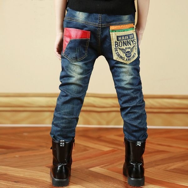 2019 new boys jeans spring autumn with pocket patchwork style good quality lower price kids jean, Blue
2019 new boys jeans spring autumn with pocket patchwork style good quality lower price kids jean, Blue