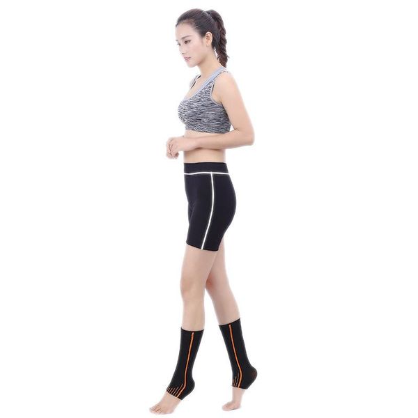 sports keep warm and environmental friendly multifunctional nylon jacquard protector ankle brace ankle support sock, Black;gray
sports keep warm and environmental friendly multifunctional nylon jacquard protector ankle brace ankle support sock, Black;gray