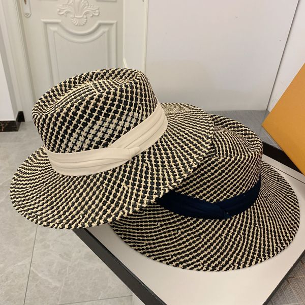 three fold with contrast color flat straw female sun hat face small straw hat fashion, Blue;gray
three fold with contrast color flat straw female sun hat face small straw hat fashion, Blue;gray
