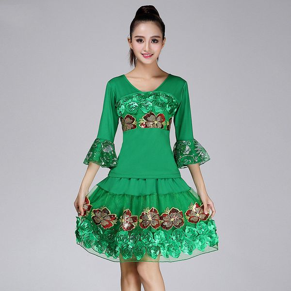 wholesale-square dance costume set flared sleeves rose female dance costumes ladies latin, Black;red
wholesale-square dance costume set flared sleeves rose female dance costumes ladies latin, Black;red