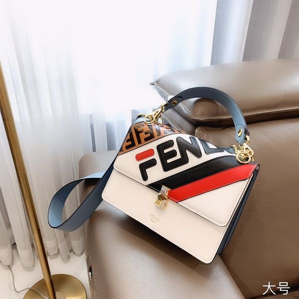 2 size new luxury designer lady handag brand women designer shoulder bag with strap fashion multicolor crossbody bag fd01 20030906w
2 size new luxury designer lady handag brand women designer shoulder bag with strap fashion multicolor crossbody bag fd01 20030906w