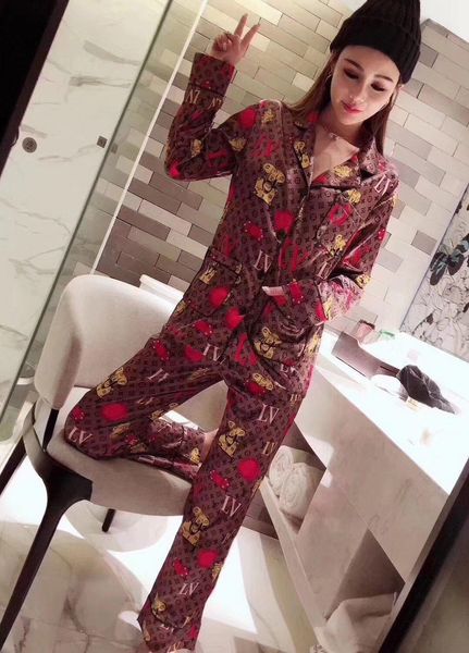 Women track uit clothing et letter print ca ual hort leeve pant port uit oft comfortable weat hirt pant d 2
Women track uit clothing et letter print ca ual hort leeve pant port uit oft comfortable weat hirt pant d 2