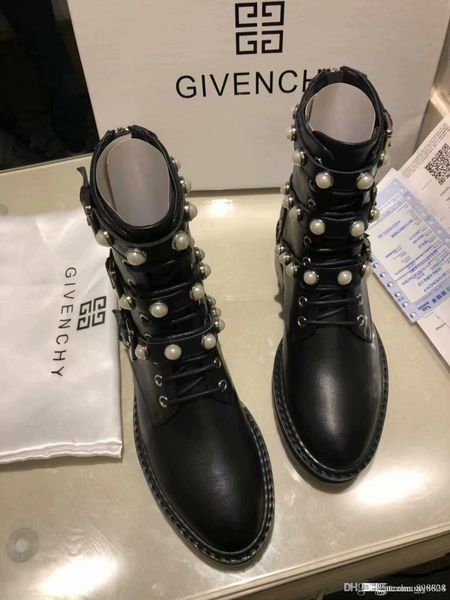 2018 new fashions, medium tube boots, ladies' boots, high-end designers, all leather comfortable casual shoes, martin boots.pearl acces, Black
2018 new fashions, medium tube boots, ladies' boots, high-end designers, all leather comfortable casual shoes, martin boots.pearl acces, Black