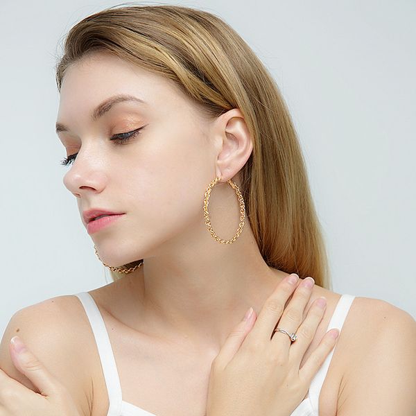 2020 new earring for women european and american romantic sweet wind ladies ear ring stainless steel fashion jewelry wholesale, Golden;silver
2020 new earring for women european and american romantic sweet wind ladies ear ring stainless steel fashion jewelry wholesale, Golden;silver
