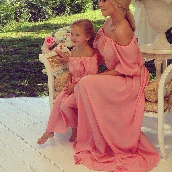 2020 pink flower girl dresses bateau short sleeves mother and daughter dresses formal prom party gowns pleated ruched q124, White;blue
2020 pink flower girl dresses bateau short sleeves mother and daughter dresses formal prom party gowns pleated ruched q124, White;blue