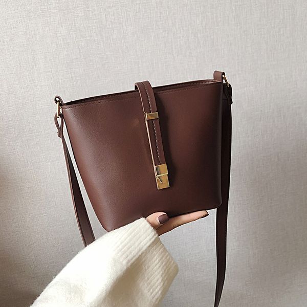 retro sen small bag 2020 new fashion female bag foreign air bucket texture shoulder messenger hand bags tote
retro sen small bag 2020 new fashion female bag foreign air bucket texture shoulder messenger hand bags tote