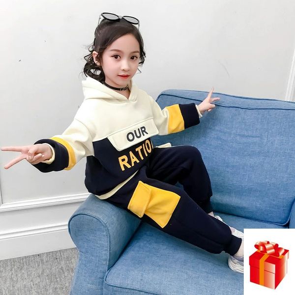 beautiful kids girl clothes sets spring girl plus velvet thick sports suit korean hooded sweater + trousers casual warm suit, White
beautiful kids girl clothes sets spring girl plus velvet thick sports suit korean hooded sweater + trousers casual warm suit, White