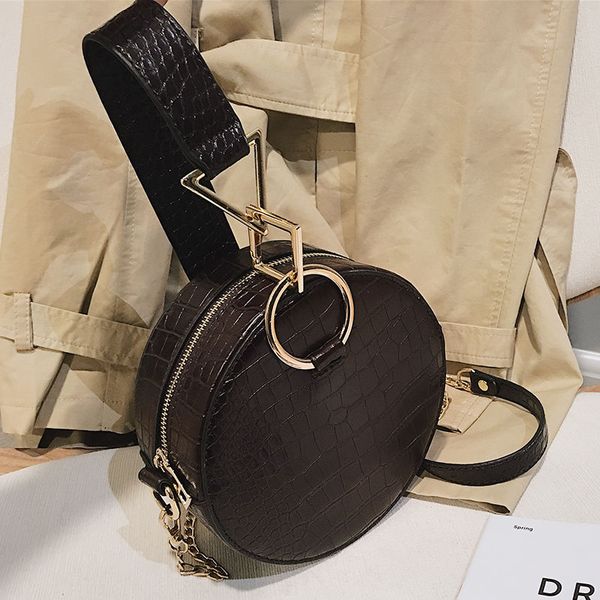 2020 new personalized hand crocodile shoulder small round bag korean chain wild crossbody bag
2020 new personalized hand crocodile shoulder small round bag korean chain wild crossbody bag