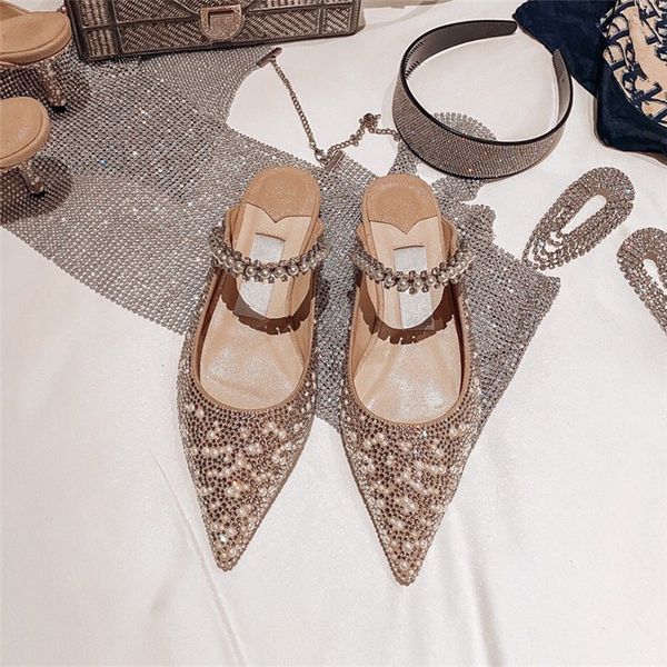new 2020 summer style water drill pearl point with flat slippers women wear the top half slippers mueller shoes
new 2020 summer style water drill pearl point with flat slippers women wear the top half slippers mueller shoes