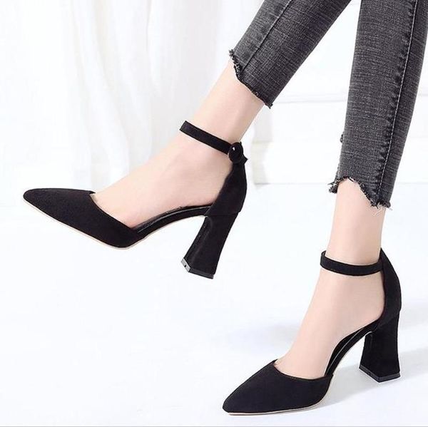 2020 new word buckle with pointed high heels thick heel sandals women's shoes baotou suede korean punps single shoes women, Black
2020 new word buckle with pointed high heels thick heel sandals women's shoes baotou suede korean punps single shoes women, Black