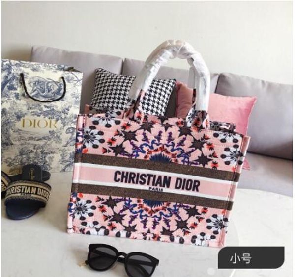 2019 мода hot luxurys женская кожаная сумка на плечо смешанная цвет дизайнеров сумка жен
2019 мода hot luxurys женская кожаная сумка на плечо смешанная цвет дизайнеров сумка жен