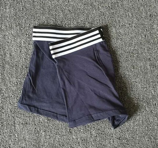 2020 mens boxer underwear boxer underwear cotton man short solid flexible shorts boxer pure color male pants, Black;white
2020 mens boxer underwear boxer underwear cotton man short solid flexible shorts boxer pure color male pants, Black;white