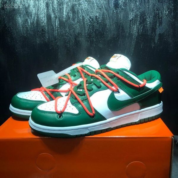 2020 spring new star same paragraph black and white men and women casual sports shoes casual travel shoes wild trend sports shoes
2020 spring new star same paragraph black and white men and women casual sports shoes casual travel shoes wild trend sports shoes