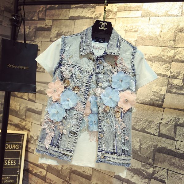 2018 summer new fashion women's embroidery denim coat girl student peony flower gloria jeans vest coats ladies slim vests, Black;white
2018 summer new fashion women's embroidery denim coat girl student peony flower gloria jeans vest coats ladies slim vests, Black;white
