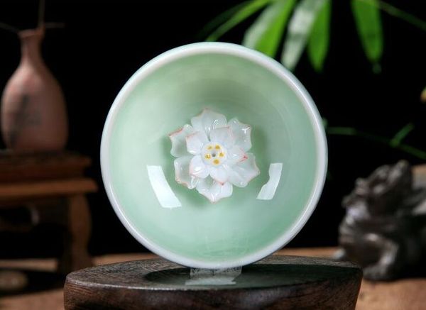 celadon chinese kung fu tea set pu'er tea cups hand-painted ceramic lotus carp tea cups
celadon chinese kung fu tea set pu'er tea cups hand-painted ceramic lotus carp tea cups
