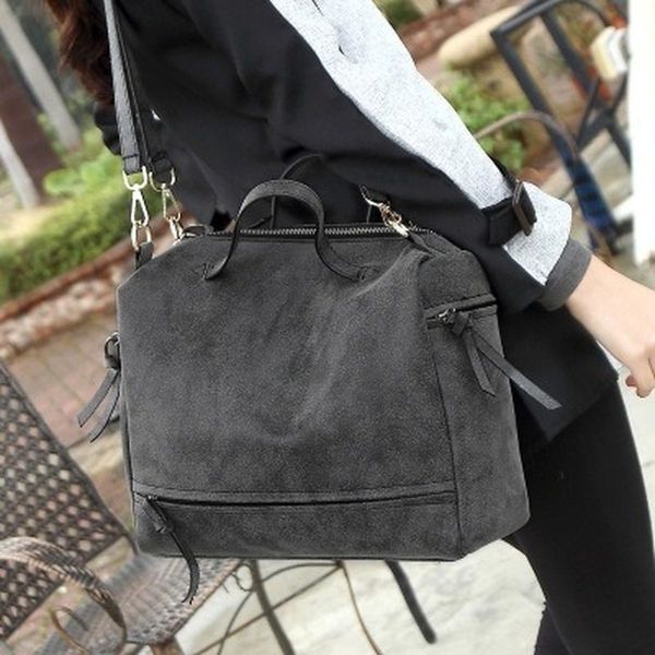motorcycle bag women's cross-body shoulder bag 2020 new style fashion women's classic retro nubuck leather
motorcycle bag women's cross-body shoulder bag 2020 new style fashion women's classic retro nubuck leather