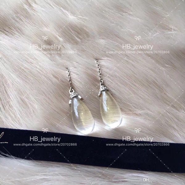 popular fashion brand water dripping fringed designer earrings for lady design women party wedding luxury jewelry with for bride with box, Golden;silver
popular fashion brand water dripping fringed designer earrings for lady design women party wedding luxury jewelry with for bride with box, Golden;silver