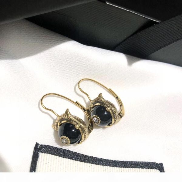 new retro leopard head single diamond fashion personality designer earrings luxury designer jewelry women earrings, Golden
new retro leopard head single diamond fashion personality designer earrings luxury designer jewelry women earrings, Golden