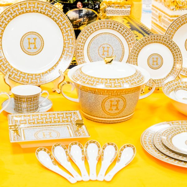 

luxury fine bone china wedding tableware sets gold rim dinnerware sets