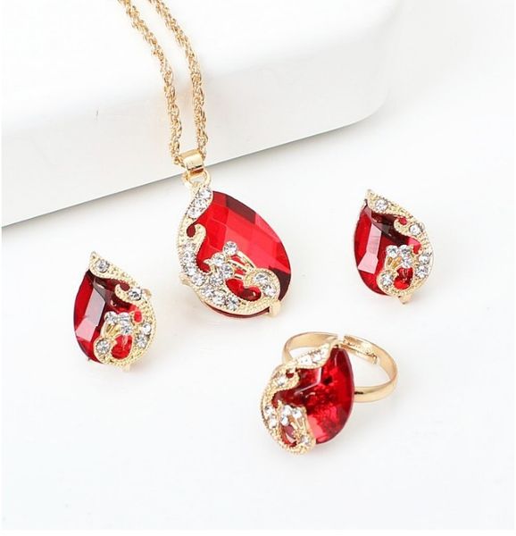 wholesale gold color austrian peacock 4pcs crystal zircon water drop pendant necklace earring ring set female bijouterie, Silver
wholesale gold color austrian peacock 4pcs crystal zircon water drop pendant necklace earring ring set female bijouterie, Silver