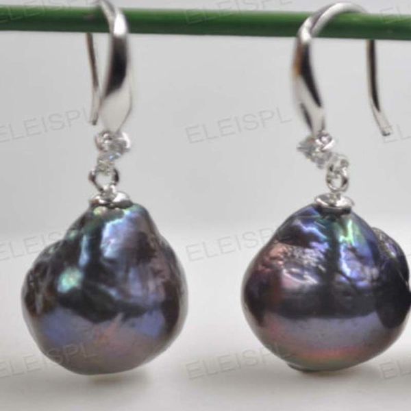 11-12mm furrow kasumi black pearl dangle earring s925, Silver
11-12mm furrow kasumi black pearl dangle earring s925, Silver