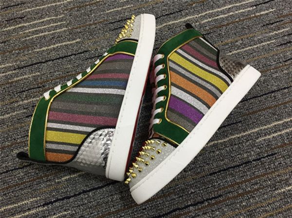 мода красного sole нашивка кожаных шипы роскошной обувь louisflats red bottom кроссовки для женщин, мужчины партии высокого качества свадебн, Black
мода красного sole нашивка кожаных шипы роскошной обувь louisflats red bottom кроссовки для женщин, мужчины партии высокого качества свадебн, Black