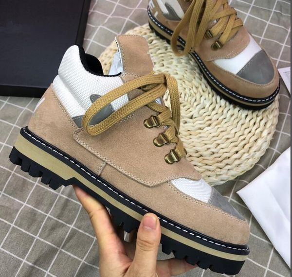 white women's leather shoes men's and women's casual shoes black gold red fashion comfortable flat shoes size 35-46 0367
white women's leather shoes men's and women's casual shoes black gold red fashion comfortable flat shoes size 35-46 0367