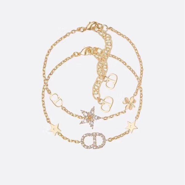 fashion jewelry new design bracelet seiko high version new two piece bracelet pentagram lady gold letter diamond bracelet, Golden;silver
fashion jewelry new design bracelet seiko high version new two piece bracelet pentagram lady gold letter diamond bracelet, Golden;silver